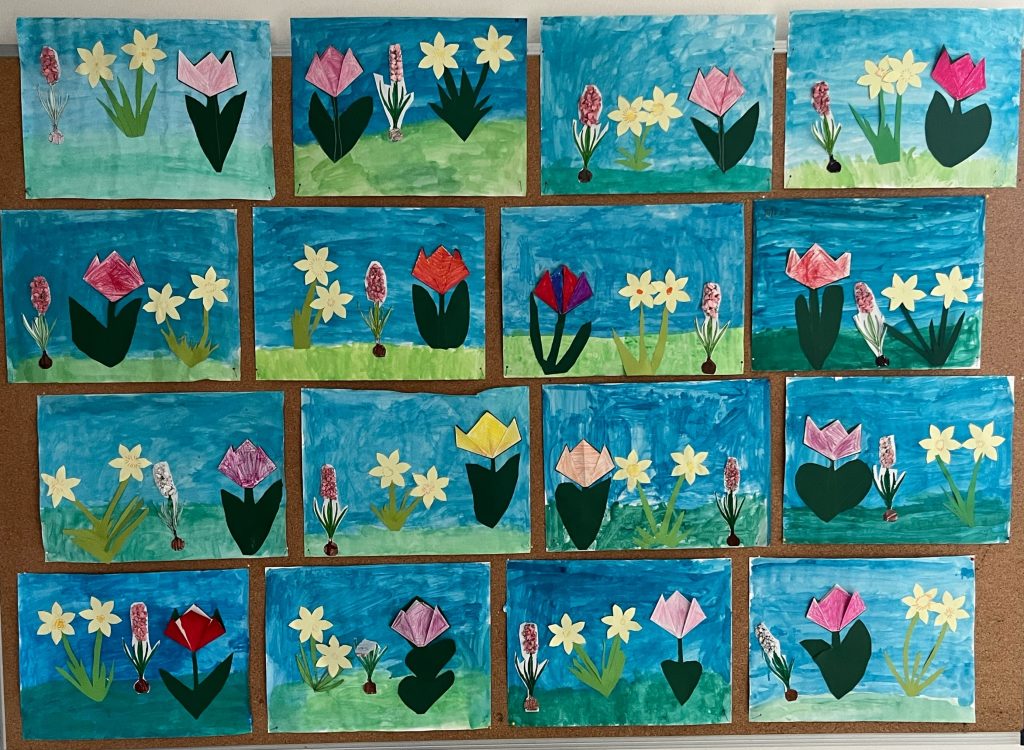 Mehrere Kinderzeichnungen von bunten Frühlingsblumen Kunstwerke