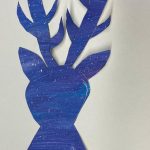 Blauer Hirsch mit langen Geweih Silhouette Kunst